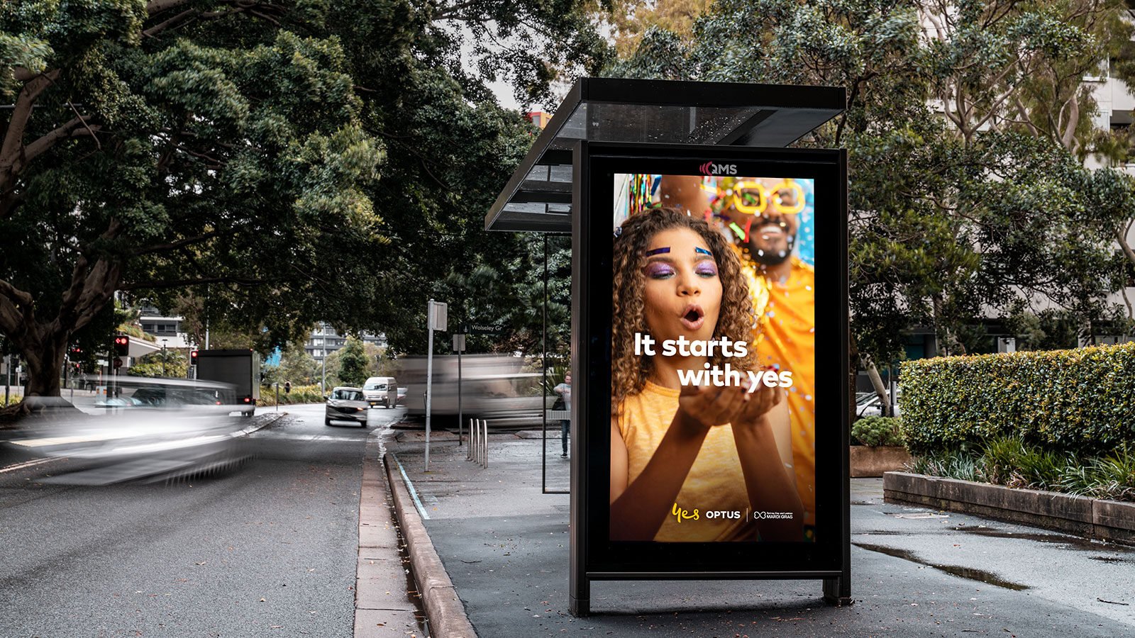 OOH vs Digital Advertising &mdash; Why Smart Brands Combine Both